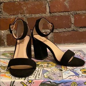 SOLD- Raid Black Ankle Strap Sandals